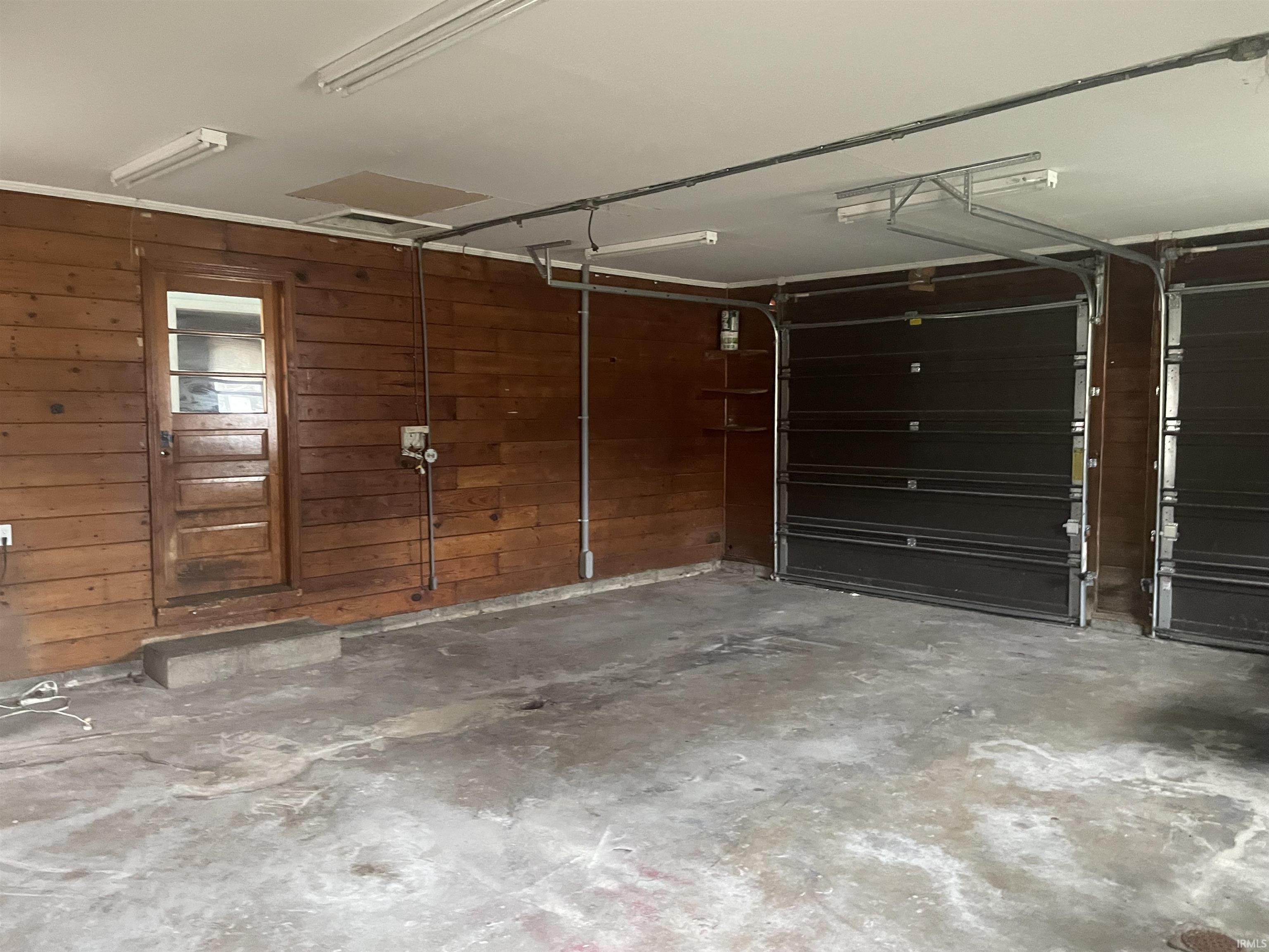 546 West Harrison Avenue Wabash, IN 46992 - Photo 2 of 14