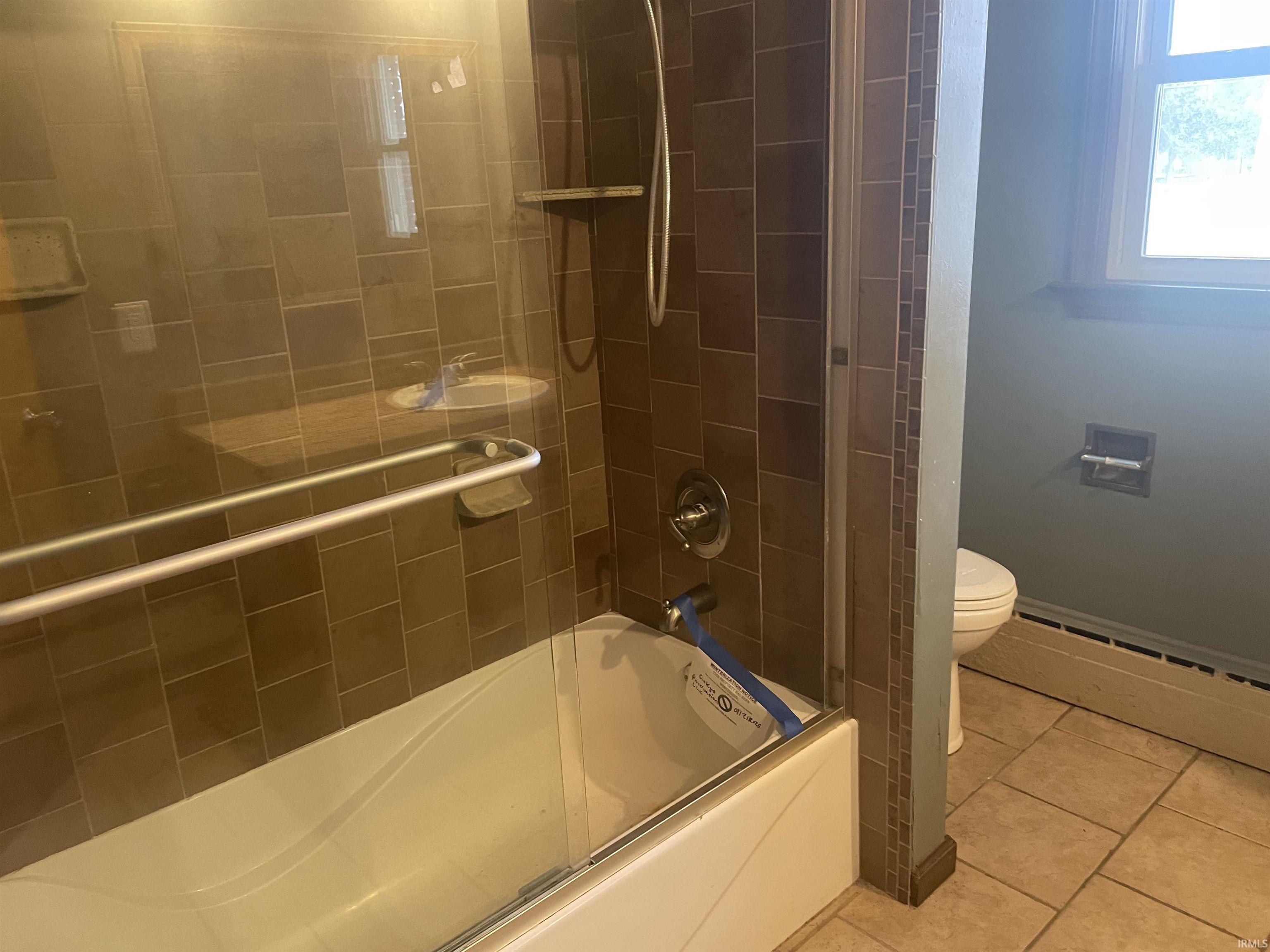 546 West Harrison Avenue Wabash, IN 46992 - Photo 9 of 14