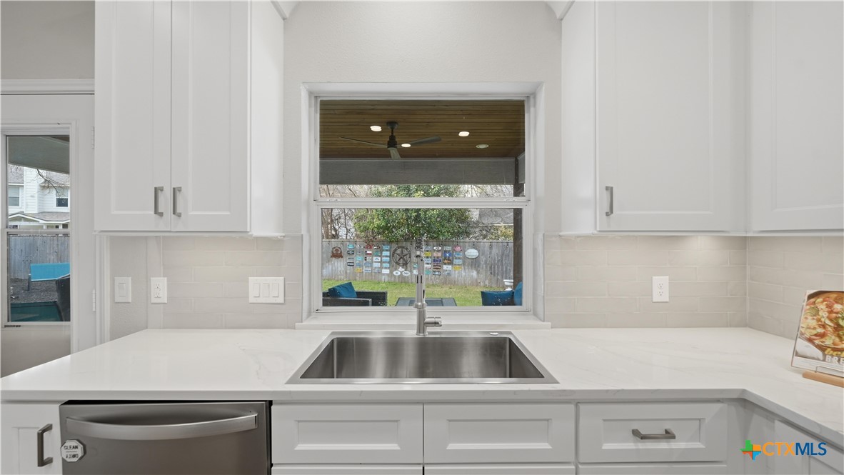 4729 Windy Ridge Trail Schertz, TX 78154 - Photo 16 of 48