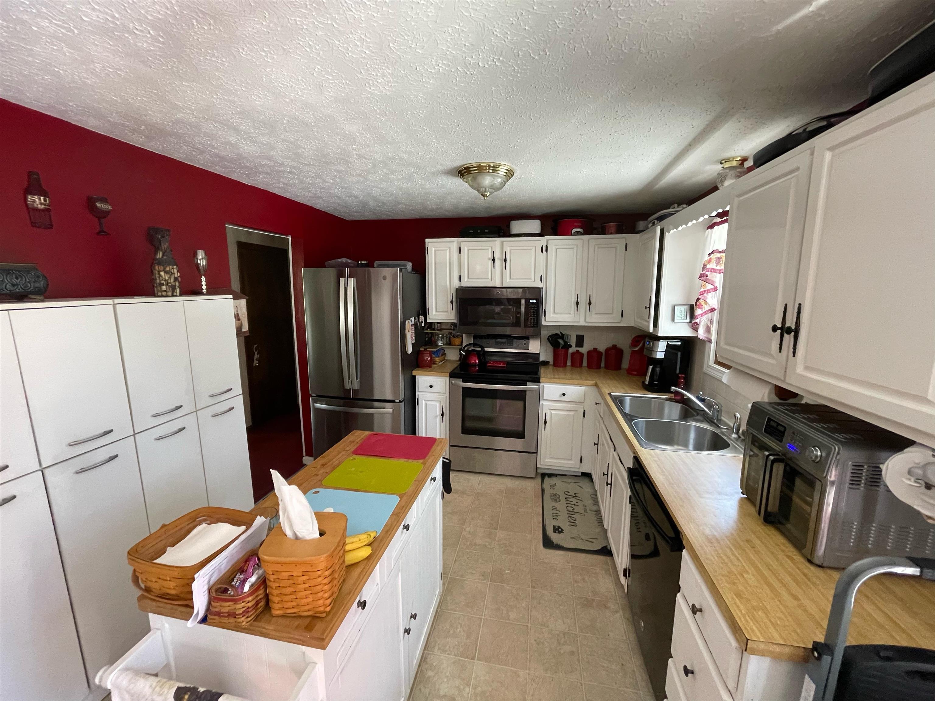 1 Wildwood Lane Rochester, NH 03867 - Photo 5 of 21