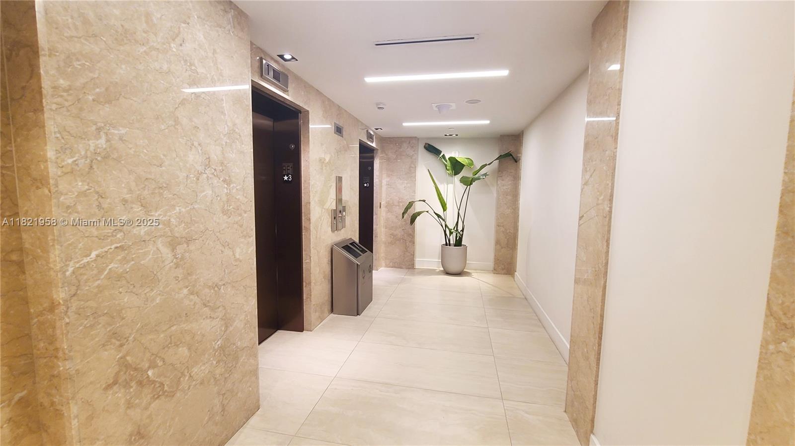 3100 North Ocean Drive, Unit 1206 Singer Island, FL 33404 - Photo 27 of 40 a view of a hallway