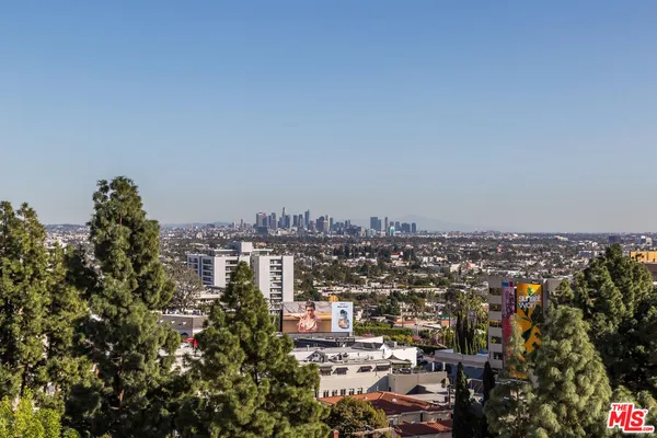 $5,600 | 8787 Shoreham Drive, Unit 610, West Hollywood, CA 90069