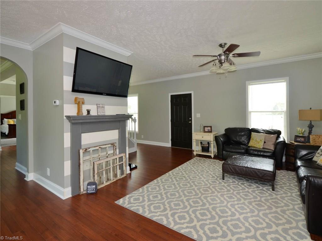 435 Tripp Road Lexington, NC 27292 - Photo 2 of 27 Gallery Image 2