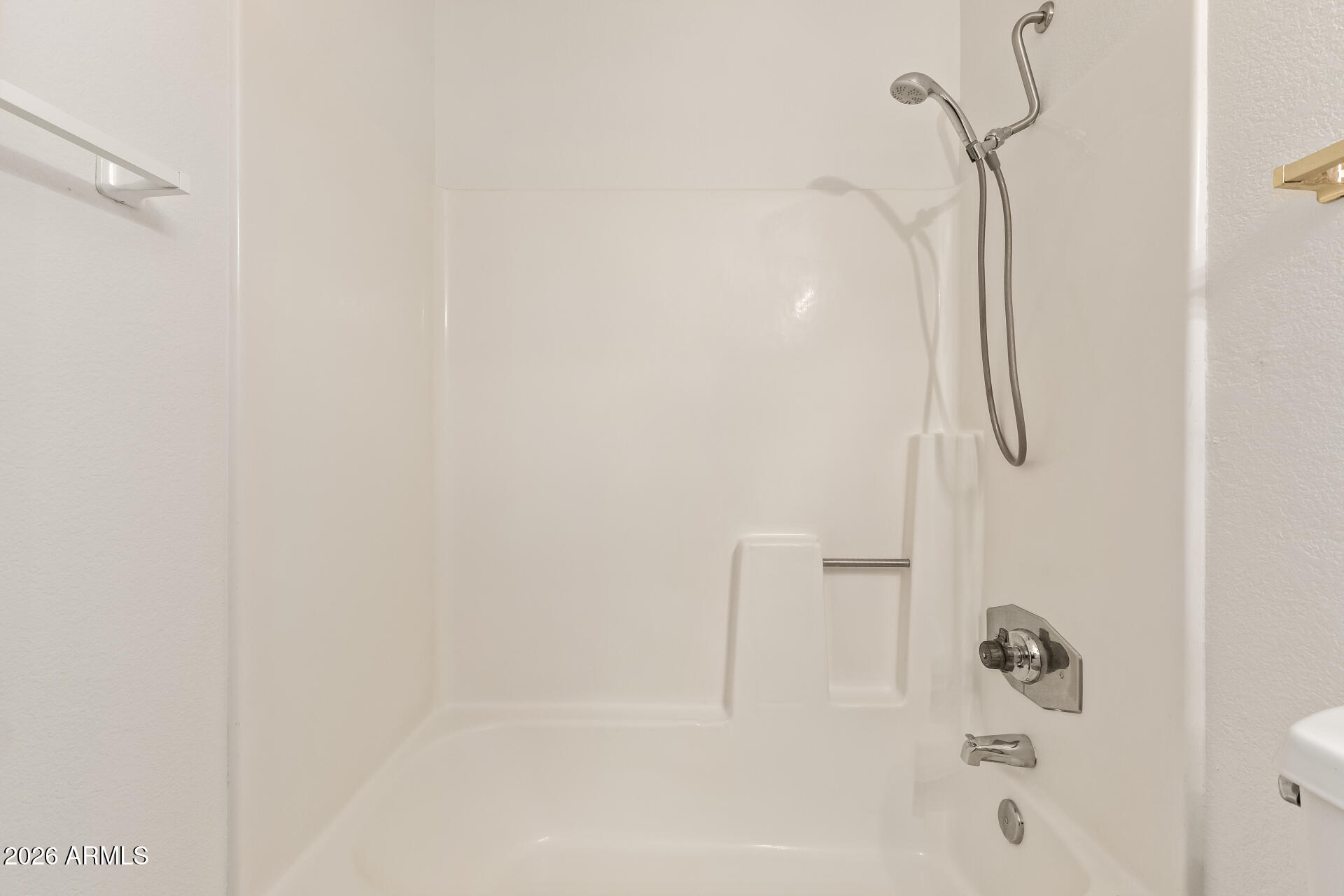 14300 West Bell Road, Unit 80 Surprise, AZ 85374 - Photo 26 of 36 Bathroom 2