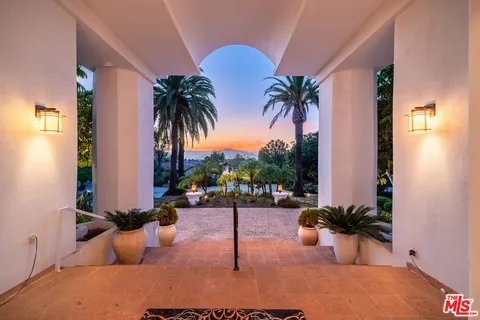 $4,220,000 | 13023 Aguamarina Point, San Diego, CA 92128