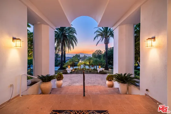 $4,220,000 | 13023 Aguamarina Point, San Diego, CA 92128