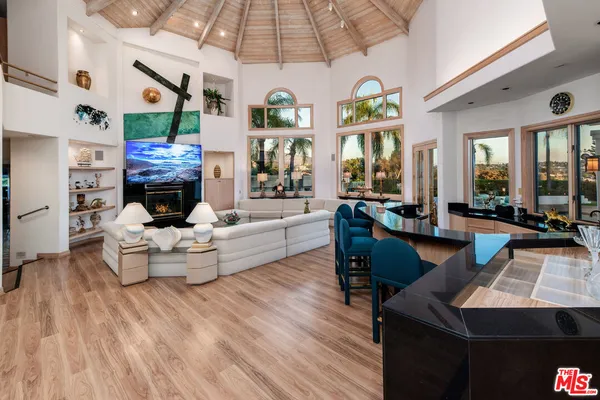 $4,220,000 | 13023 Aguamarina Point, San Diego, CA 92128