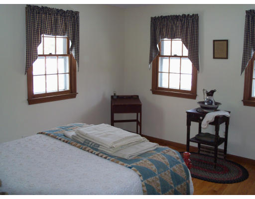 87 Butternut Hollow Road West Springfield, MA 01089 - Photo 18 of 28 Gallery Image 18