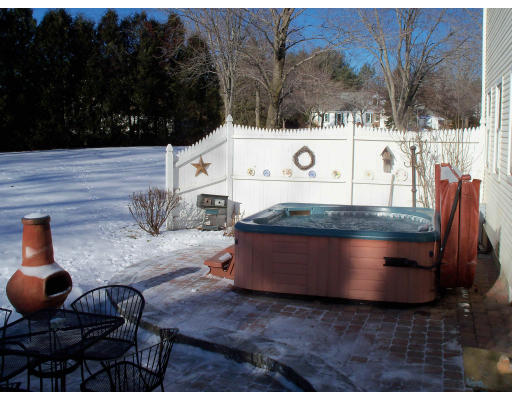87 Butternut Hollow Road West Springfield, MA 01089 - Photo 7 of 28 Gallery Image 7