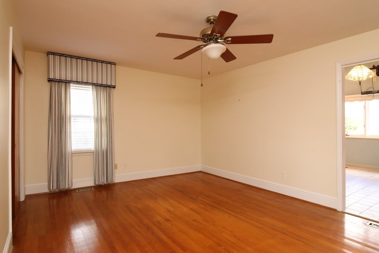 516 Chesterfield Road Raleigh, NC 27608 - Photo 14 of 21 Photo 14