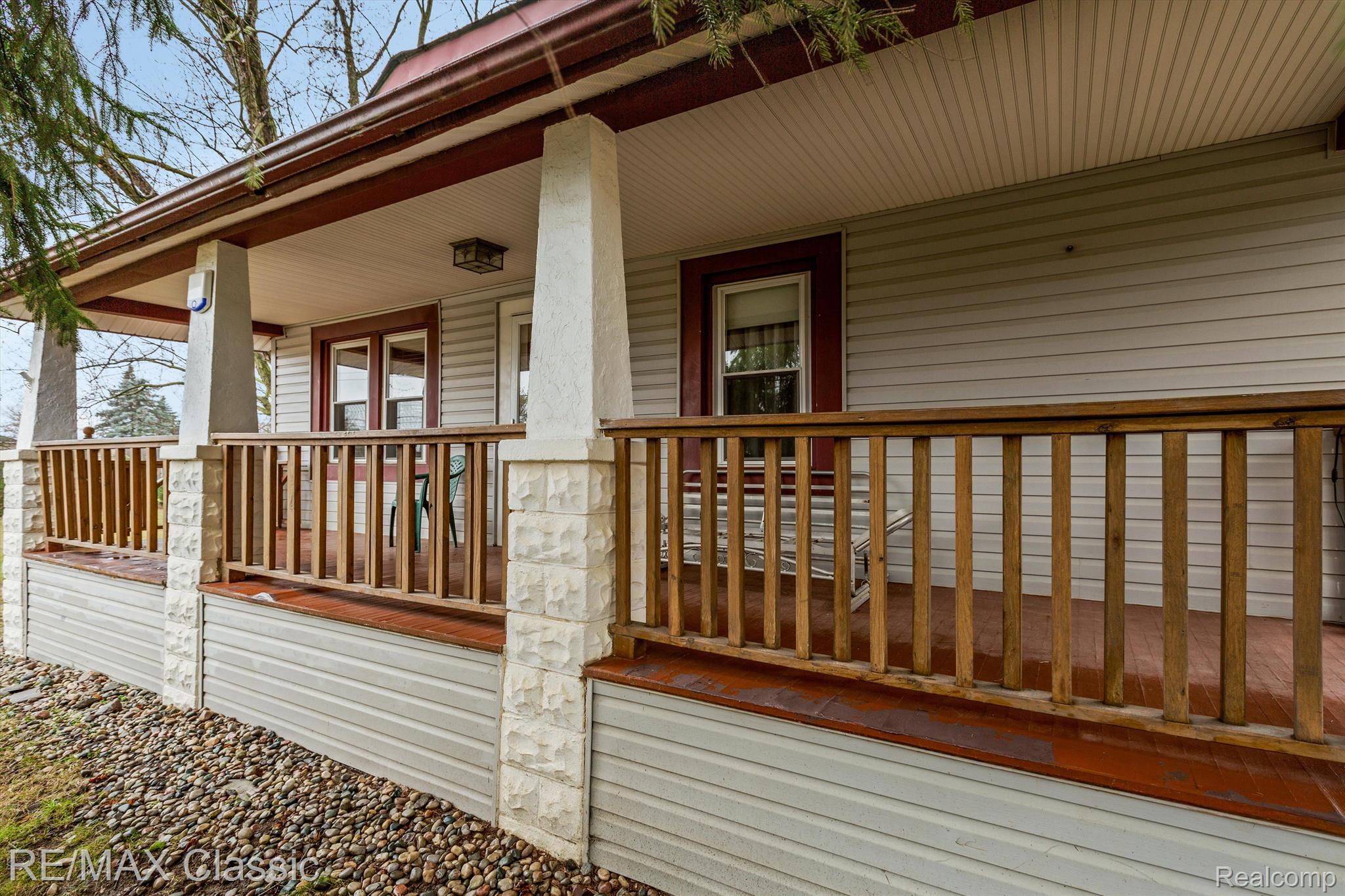 17373 Ridge Road Northville, MI 48168 - Photo 5 of 31 Front Porch