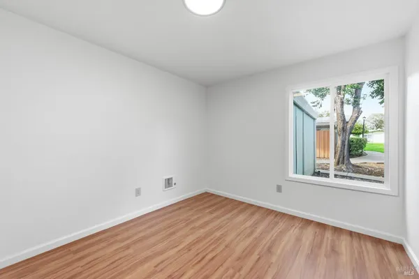 $190,000 | 423 Gregory Lane, Unit 28, Fairfield, CA 94533