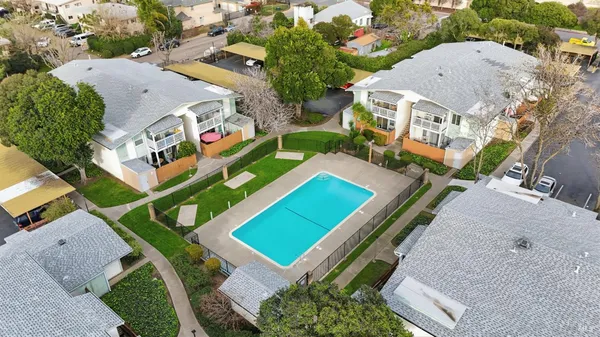 $190,000 | 423 Gregory Lane, Unit 28, Fairfield, CA 94533