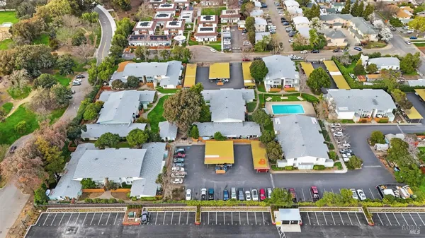 $190,000 | 423 Gregory Lane, Unit 28, Fairfield, CA 94533