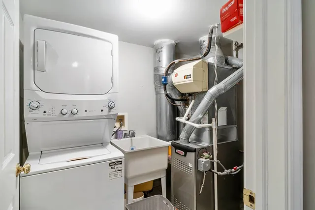 $430,000 | 232 Manor Drive, Buffalo Grove, IL 60089