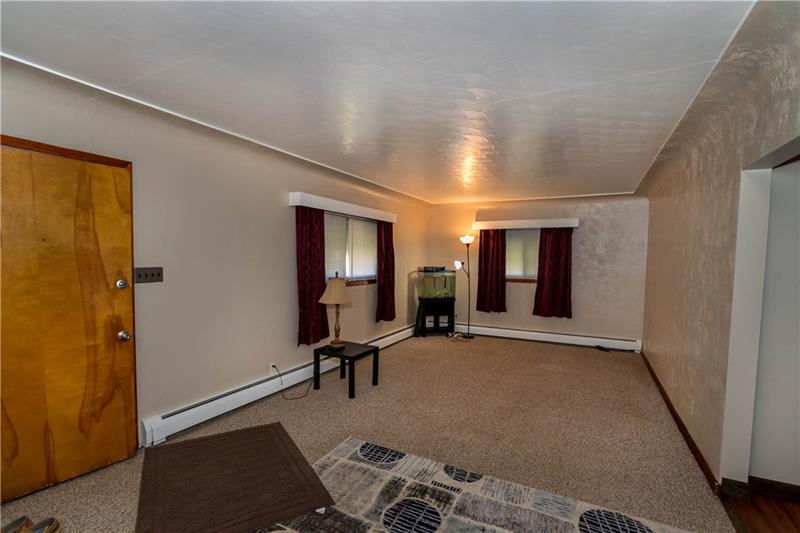 604 Bute Road Uniontown, PA 15401 - Photo 2 of 20