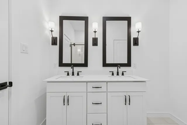 $235,840 | 432 Monarch Trail, Huntsville, TX 77340