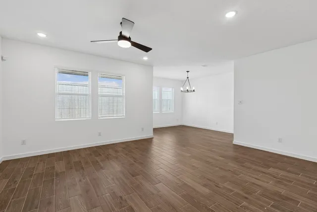 $235,840 | 432 Monarch Trail, Huntsville, TX 77340