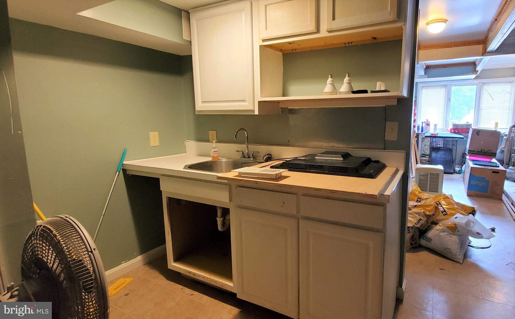 98 Old Oregon Road Front Royal, VA 22630 - Photo 29 of 42 Possible kitchenette or wet bar