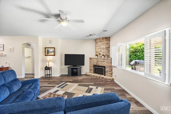 $459,550 | Undisclosed Address, Bakersfield, CA 93311