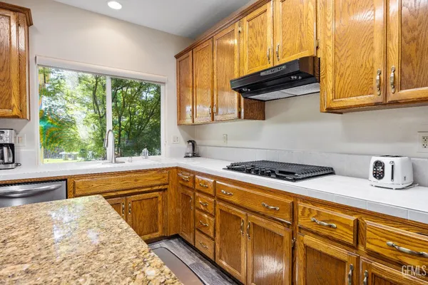 $459,550 | Undisclosed Address, Bakersfield, CA 93311