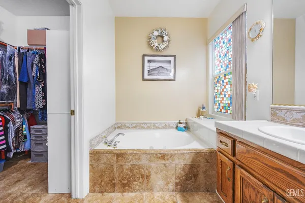 $459,550 | Undisclosed Address, Bakersfield, CA 93311