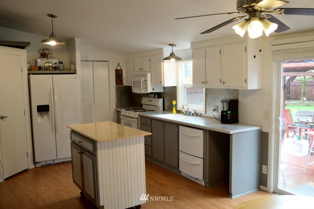 17221 Camas Run Lane Southwest Rochester, WA 98579 - Photo 6 of 18