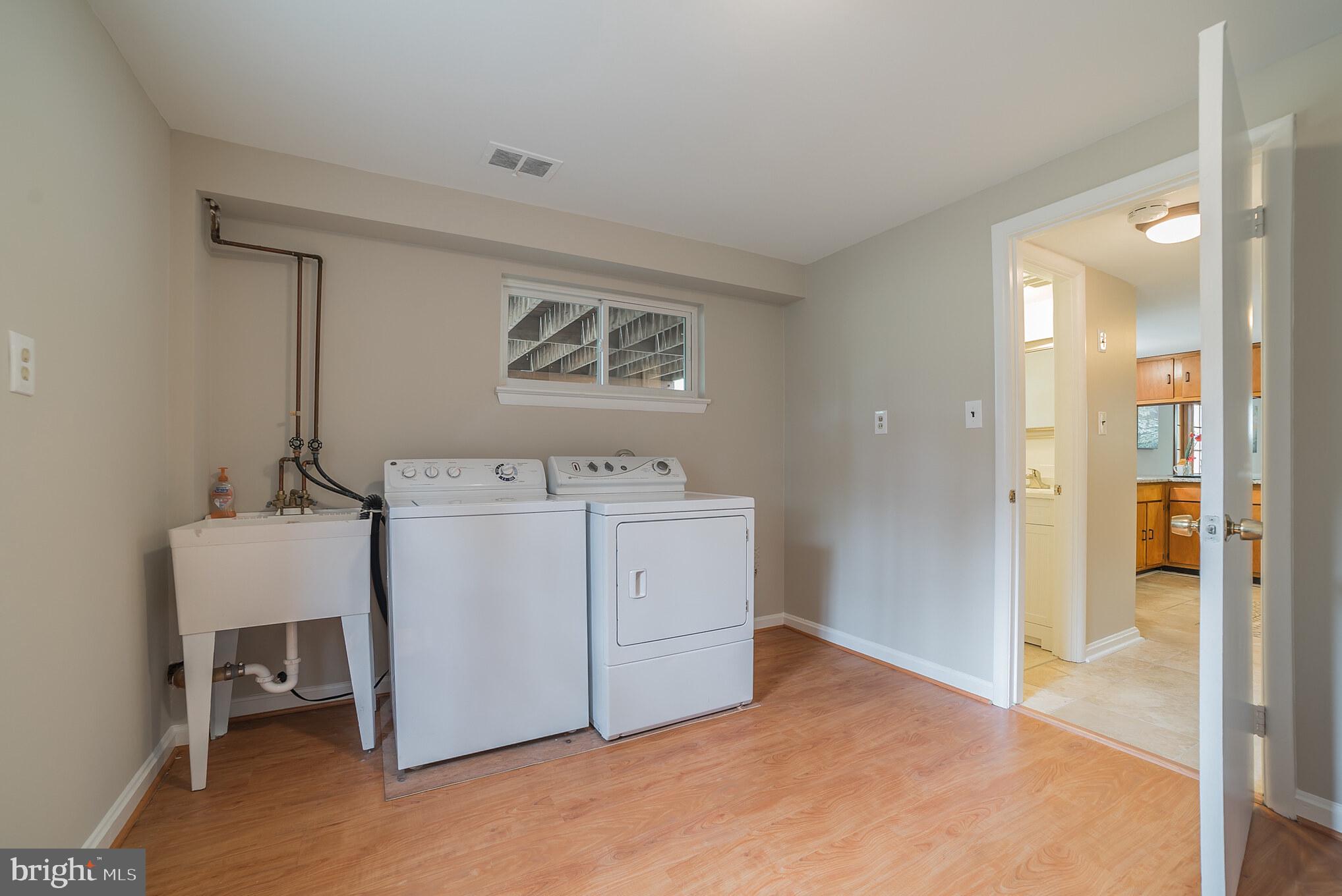 13616 Wendover Road Silver Spring, MD 20904 - Photo 12 of 30 Laundry/mud room off kitchen with outside exit