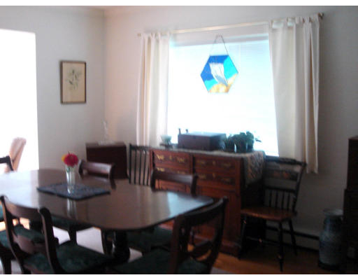11 Gail Road Weston, MA 02493 - Photo 3 of 8