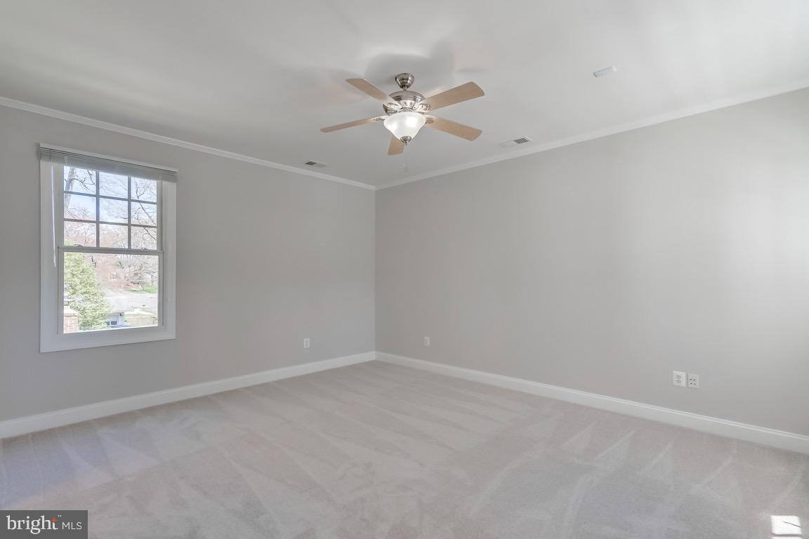 204 Adahi Road Southeast Vienna, VA 22180 - Photo 45 of 58 Bedroom up 2