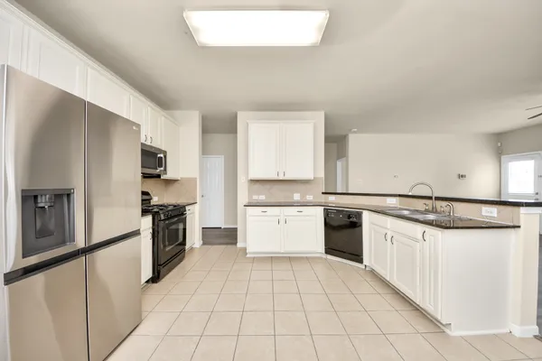 $3,600 | 13127 Barn Course Drive, Richmond, TX 77407