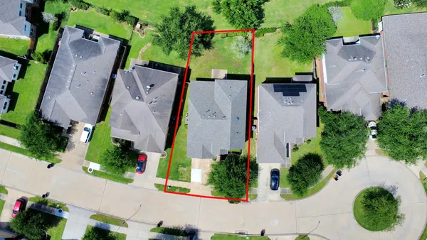 $3,600 | 13127 Barn Course Drive, Richmond, TX 77407
