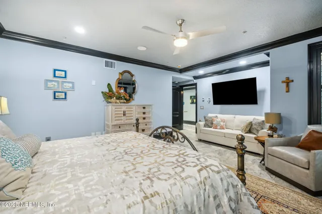 a view of a tennis court