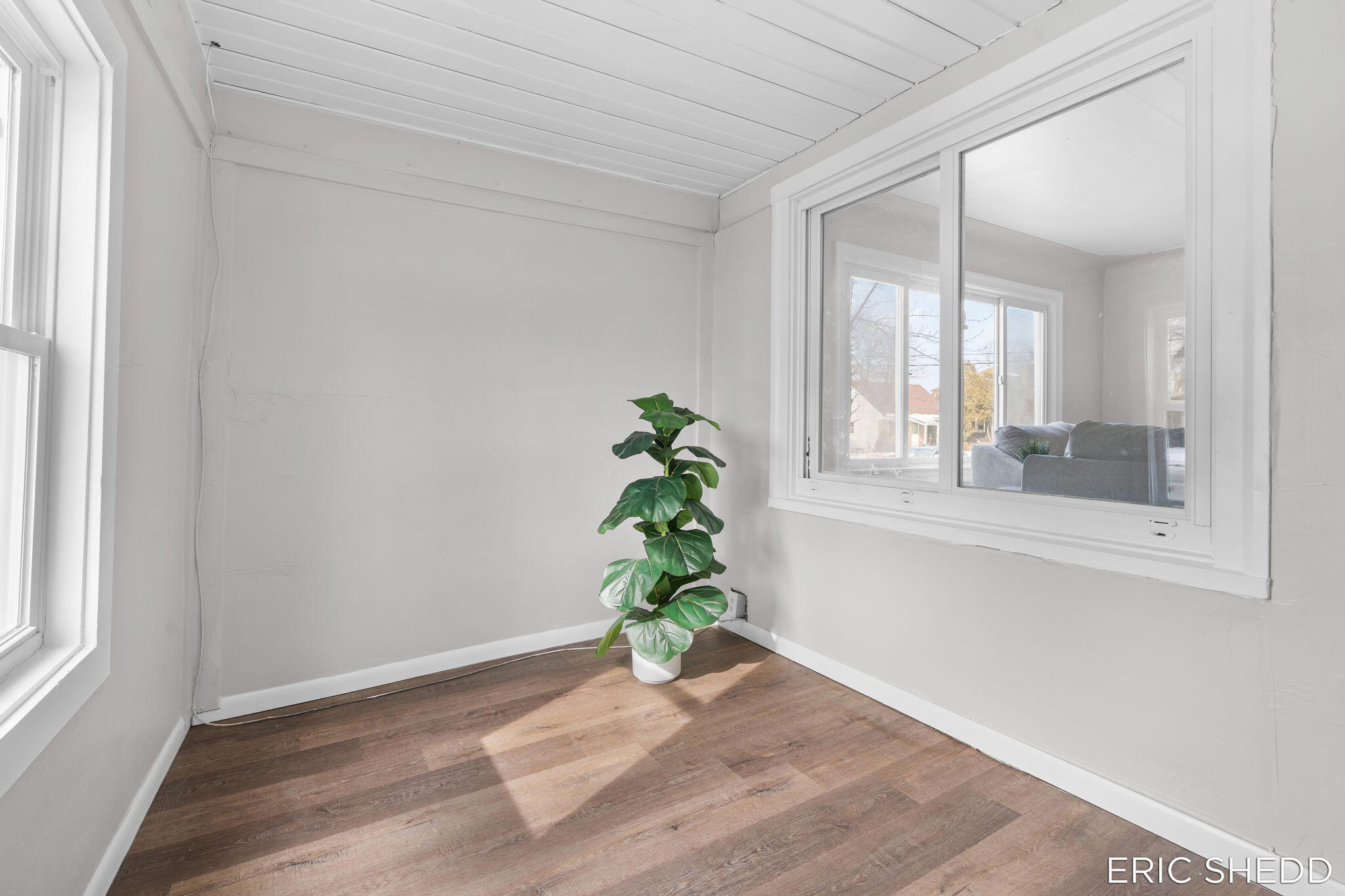 631 3 Mile Road Northeast Grand Rapids, MI 49505 - Photo 21 of 83 21-web-or-mls-31