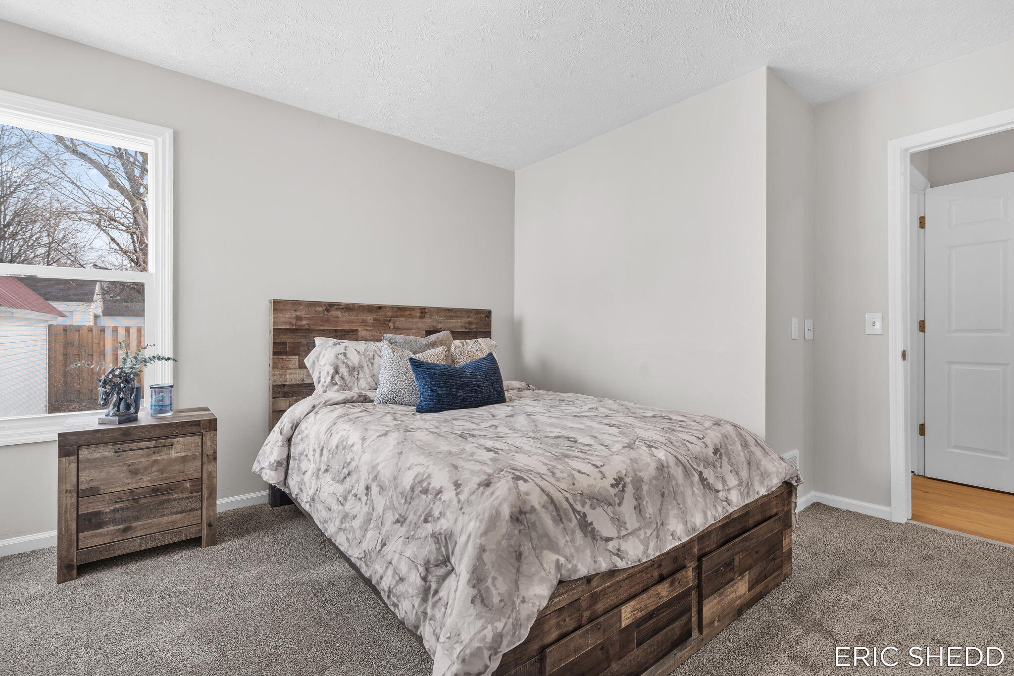 631 3 Mile Road Northeast Grand Rapids, MI 49505 - Photo 23 of 83 23-web-or-mls-23