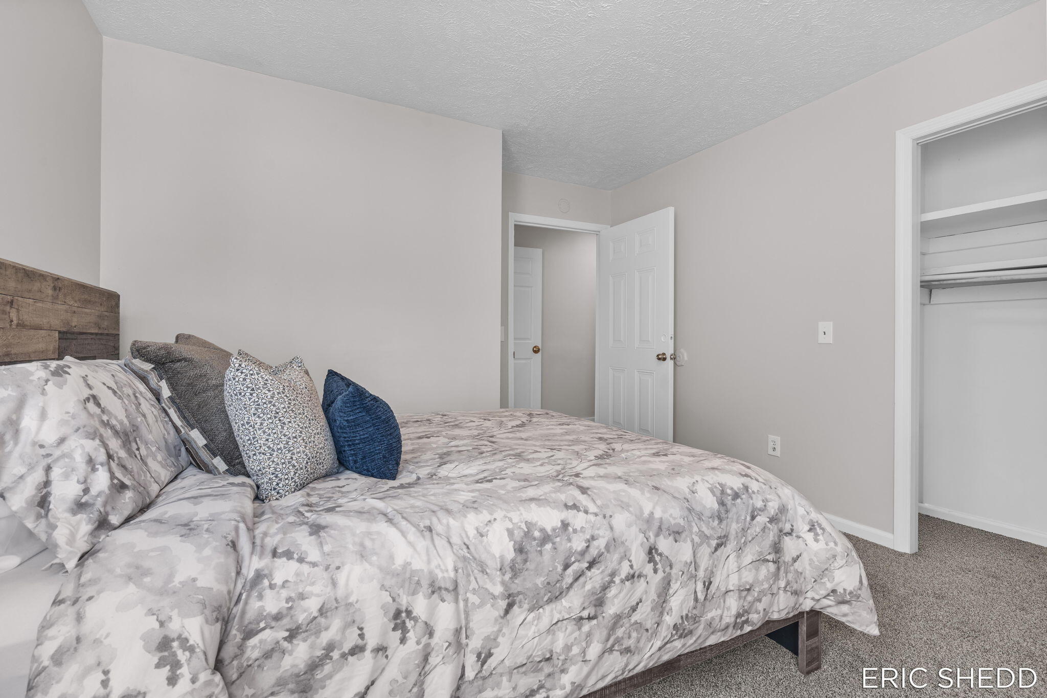 631 3 Mile Road Northeast Grand Rapids, MI 49505 - Photo 24 of 83 24-web-or-mls-24