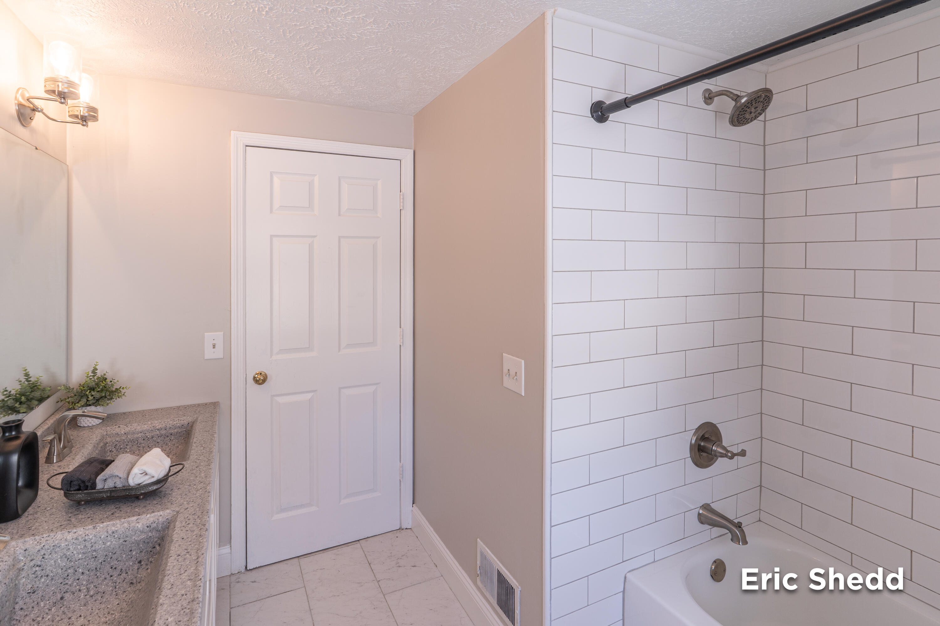 631 3 Mile Road Northeast Grand Rapids, MI 49505 - Photo 27 of 72 631-3-Mile-Rd-NE-GR-27