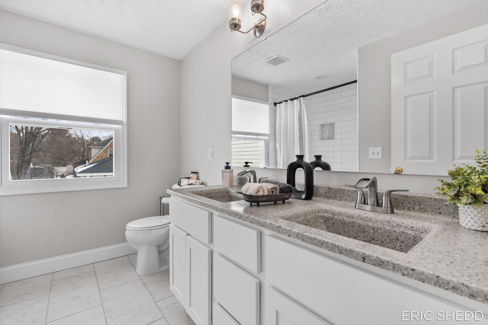 631 3 Mile Road Northeast Grand Rapids, MI 49505 - Photo 43 of 83 43-web-or-mls-45