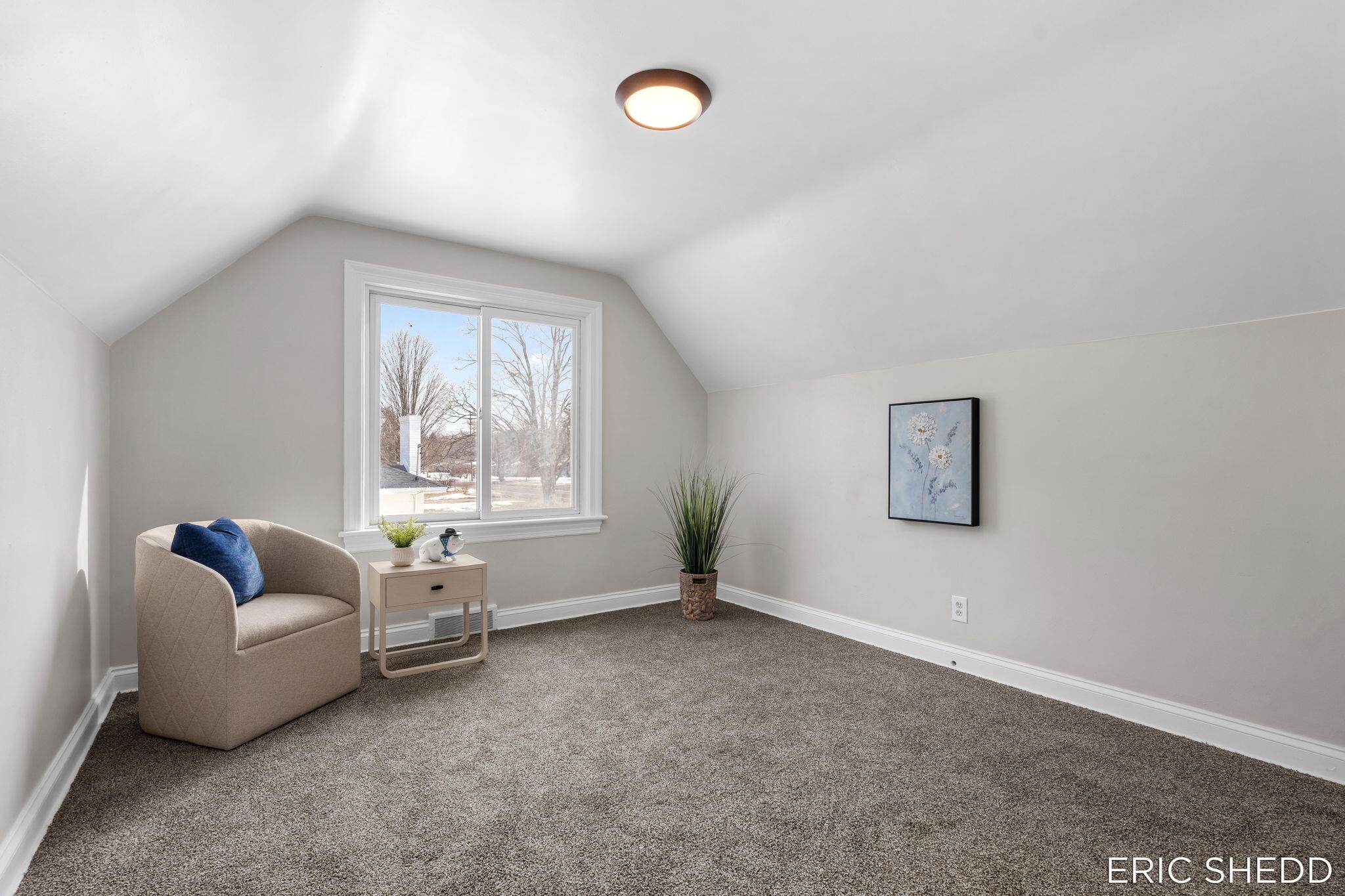 631 3 Mile Road Northeast Grand Rapids, MI 49505 - Photo 46 of 83 46-web-or-mls-48