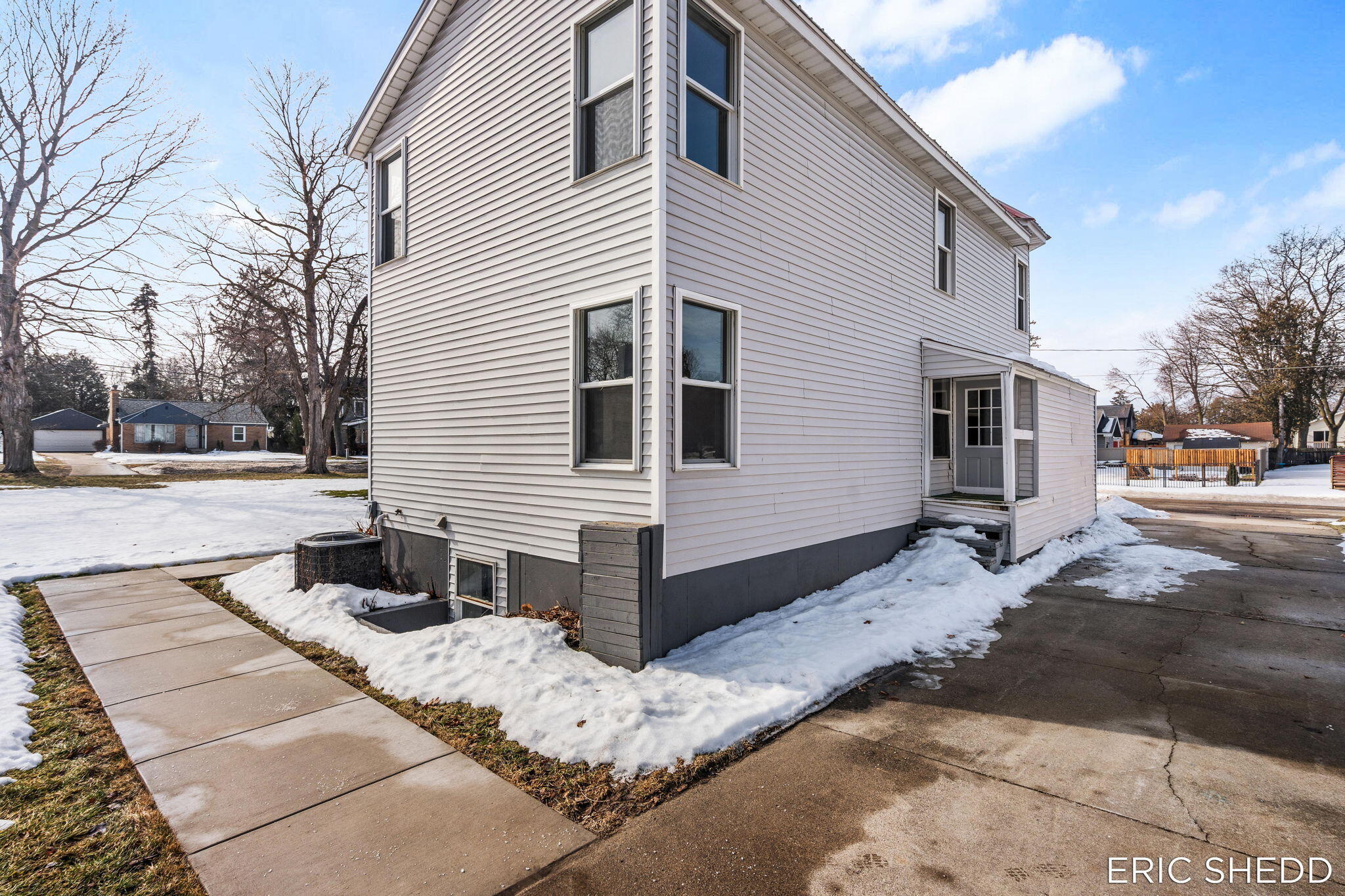 631 3 Mile Road Northeast Grand Rapids, MI 49505 - Photo 63 of 83 63-web-or-mls-66