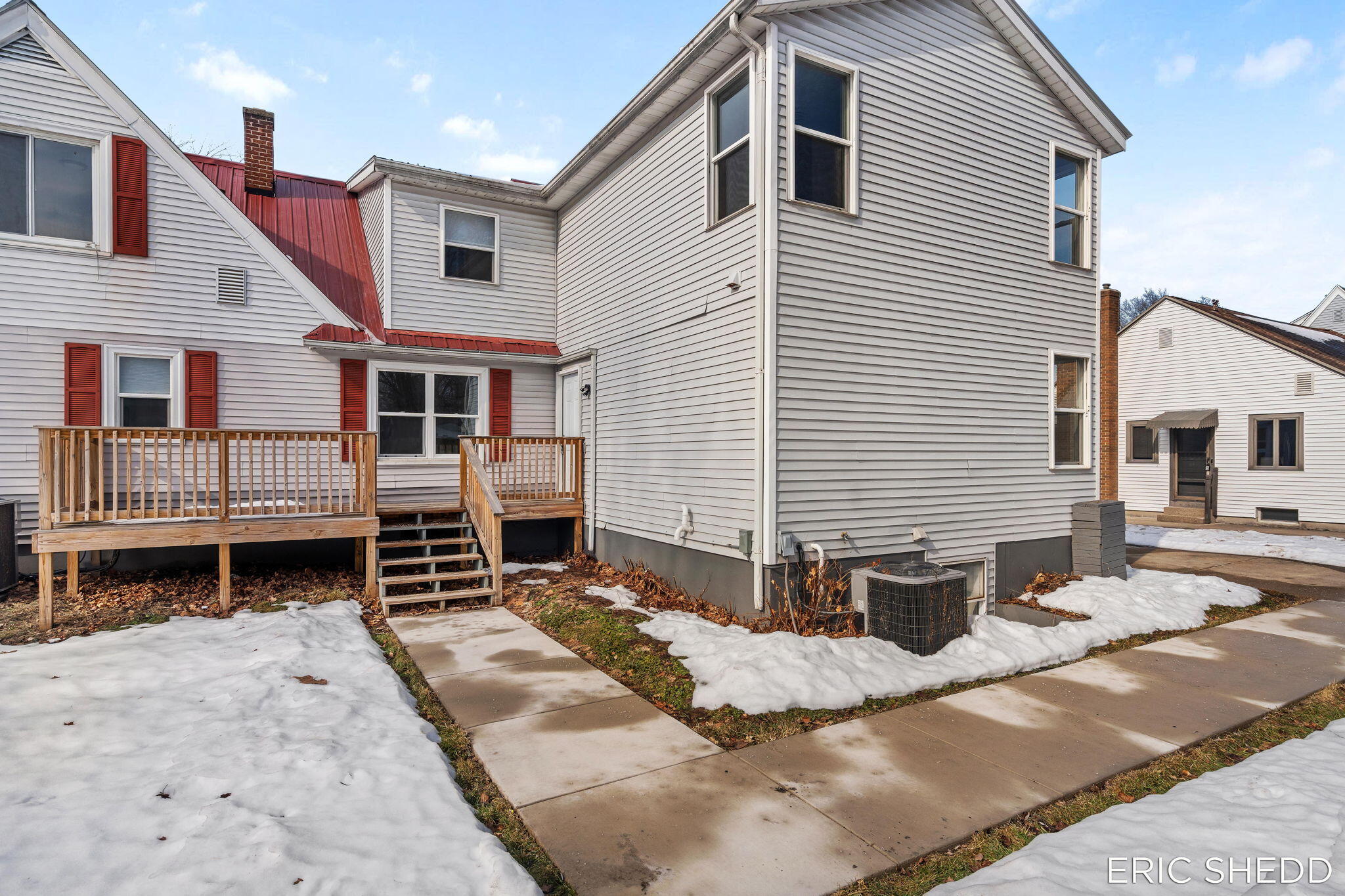 631 3 Mile Road Northeast Grand Rapids, MI 49505 - Photo 68 of 83 68-web-or-mls-06