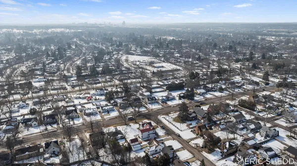 $529,900 | 631 3 Mile Road Northeast, Grand Rapids, MI 49505