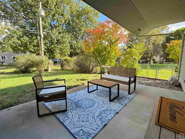 $224,000 | 1702 Trowman Way, Emporia, KS 66801