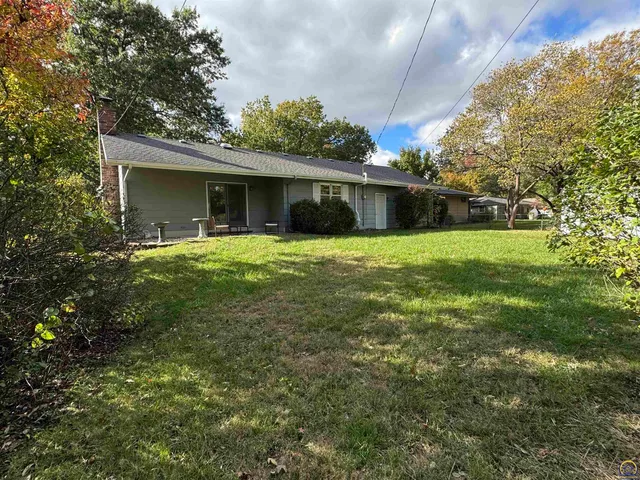 $224,000 | 1702 Trowman Way, Emporia, KS 66801