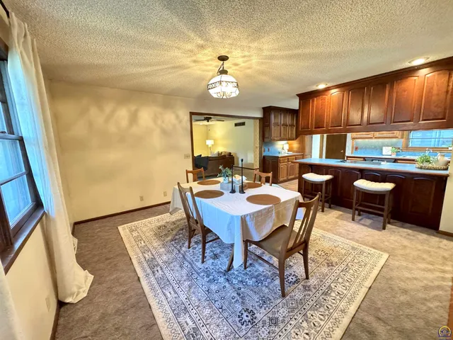 $224,000 | 1702 Trowman Way, Emporia, KS 66801