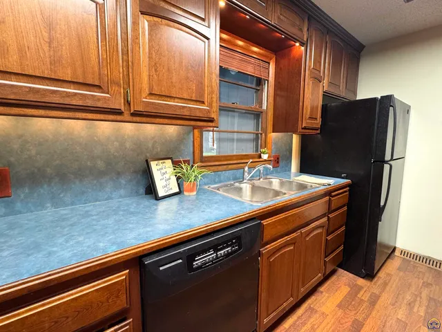 $224,000 | 1702 Trowman Way, Emporia, KS 66801