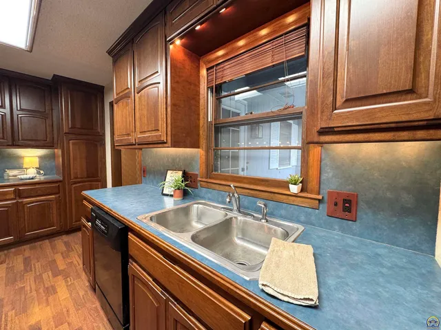 $224,000 | 1702 Trowman Way, Emporia, KS 66801