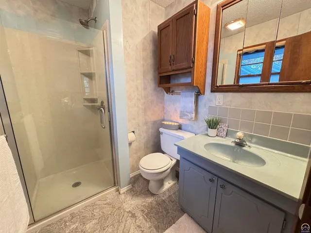 $224,000 | 1702 Trowman Way, Emporia, KS 66801