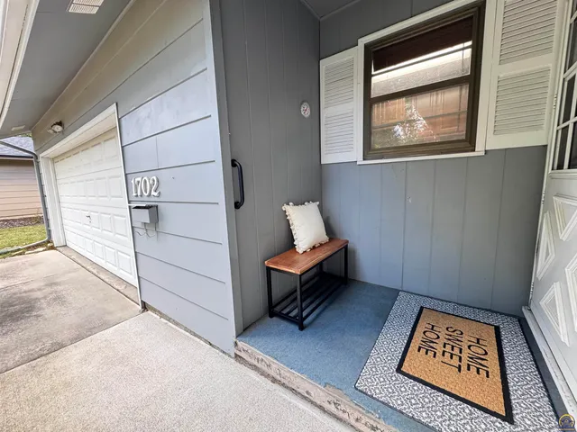 $224,000 | 1702 Trowman Way, Emporia, KS 66801