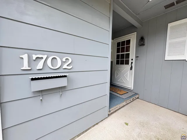 $224,000 | 1702 Trowman Way, Emporia, KS 66801